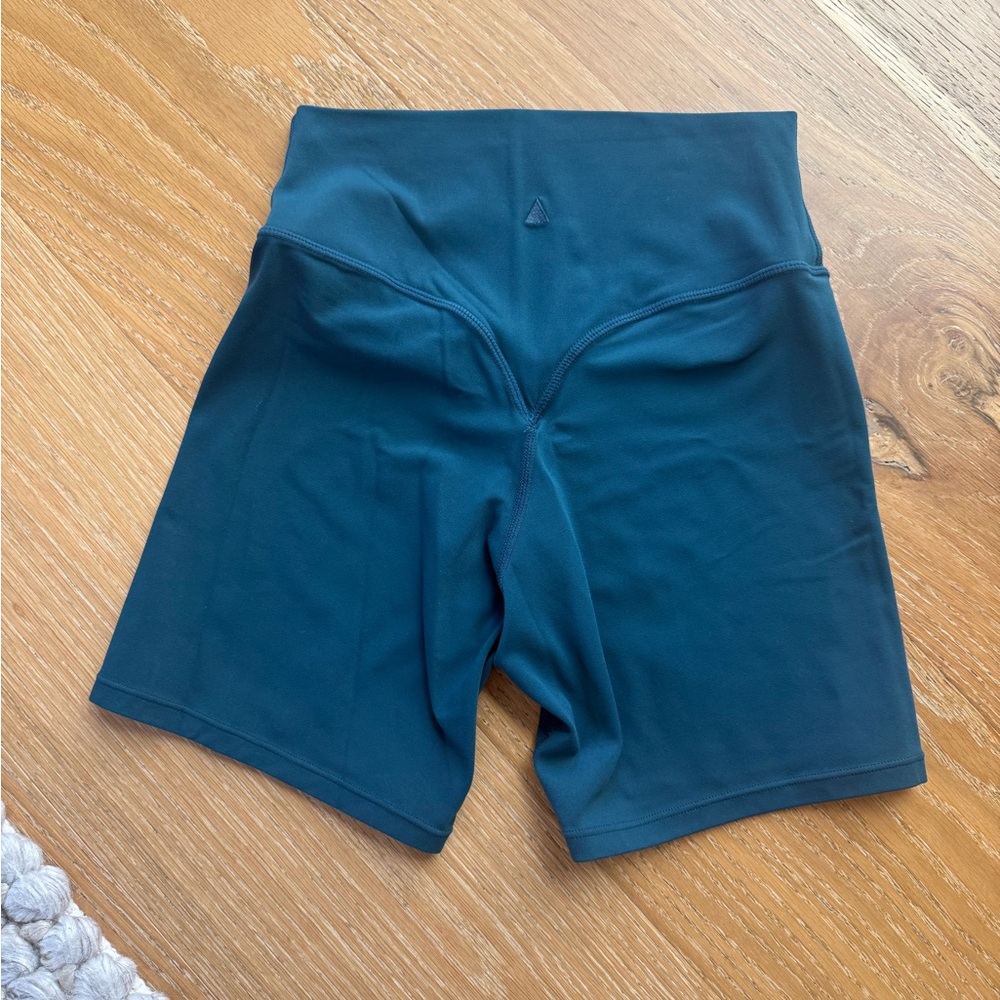 Women's Vitality Teal High-Waisted Shorts
